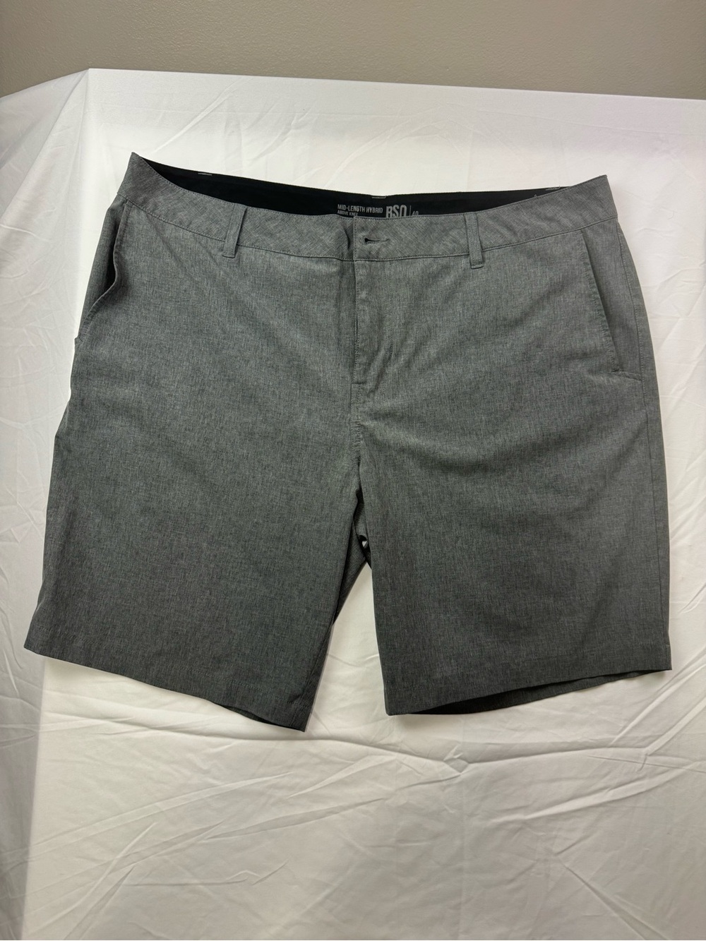 RSQ Men's Charcoal Flat-Front Performance Shorts